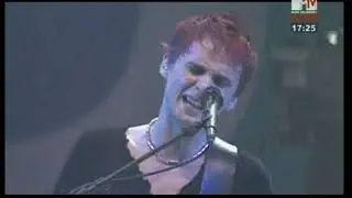 Muse - Muscle Museum (Live At The Lowlands Festival 2001)
