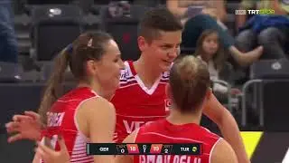 Meryem Boz Almanya Karşısında Şov Yapıyor!!