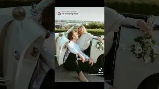 Vintage car 💕 Engagement 💕 photos on California coast 🌴 