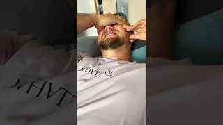 Когда только уложил ребенка😂 #лучшие #жена #юмор #семья #мужиженаприколы #муж #прикол #женатый