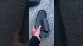 Legit Checking Yeezy Slides in 15 Seconds ⏰ 