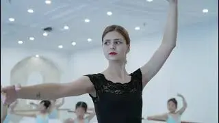 Katerina Svirid from Ukraine, who is currently a professional ballet teacher in Wenchang