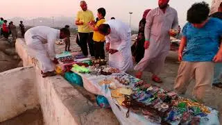 A tour of Arafat's hair, and the atmosphere in Mecca now is moderate and beautiful