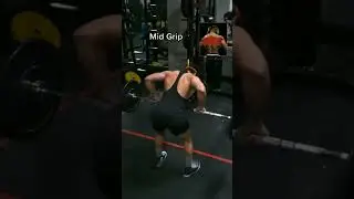Know the difference between mid grip and wide grip ✅💪 