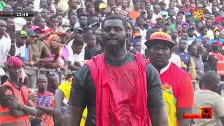 TOUSS BALLA GAYE 2 LORS DE SON DERNIER COMBAT CONTRE TAPHA TINE