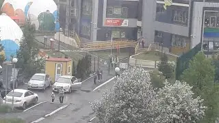 Дождливый Вечер: Девушка В Розовом+Доставщик И Другое(19.05.2025)