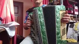 Баян КИРОВСКИЙ.