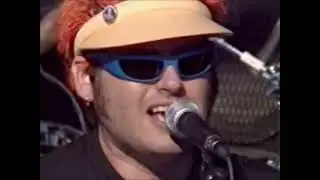 NOFX - Idiot Son Of An Asshole, live Warped Tour 2002 performance (Vancouver, Canada)