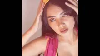 Sesi Pemotretan Model Sambil Goyang