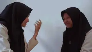 English assignment : DYAH AYU SUDARSIH_210209065_21A2_S1 FARMASI