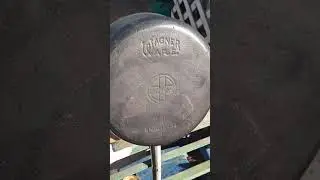Rare Dual Logo Dutch oven