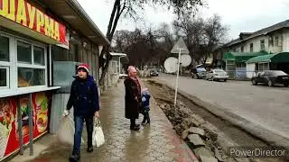 It's raining in Maili-Sai.