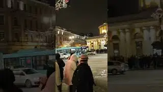 Москву ехать надо, в Москве вся сила...