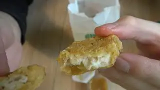 Burger King - Plant Based Nuggets + Sweet and Sour Dip