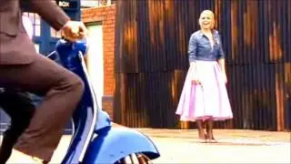 Doctor Who | Amy Discovers Rose