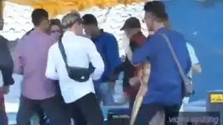dangdut sex goyangan parah....... saweran hot bugil