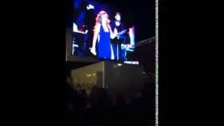 اليسا تحيي الجاليات عربية بطريقة مميزة في حفل السويد