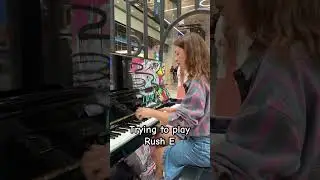 Trying to play Rush Е 🎹😅