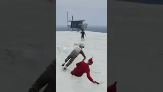 The snow is STILL in GTA online!! 