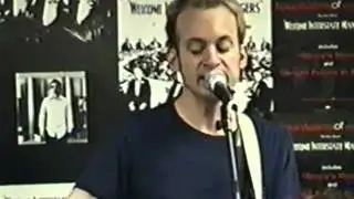 Fountains Of Wayne "Valley Winter Song" LIVE @ Tower Records Sunset 2003