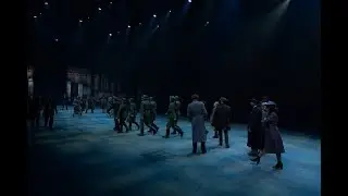 De eerste 10 minuten van de Spektakel-Musical 40-45