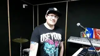 Bad Poets - Об AKAI MPX 16