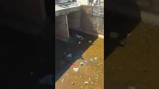 Homem cai em bueiro que liga o Setor oeste ao Jardim Paulista em Paraíso