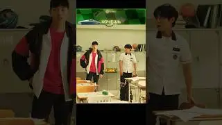 УСПОКОИЛ ПСИХА УЧЕНИКА 😱 