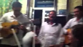 Горячие кубинские парни с гитарами