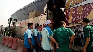 Braaak! Bus Budiman Nabrak Bus SAN ( Siliwangi Antar Nusa ) Di Tol Cikampek