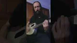 And I'm sailing... using the Octave effect on the #lavame3 #smartguitar #lavamusic #rhcp
