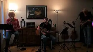 Ruby's - Turn out the lights (The New Shining cover)