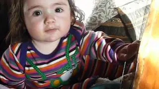 Natalia toca el dirluba