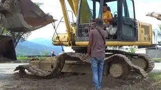 BERKERINGAT DINGIN, Cara Pasang Track Link Sebelah Kiri