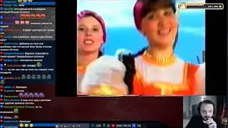 Жмиль смотрит предвыборный ролик Явлинского за 1996 год