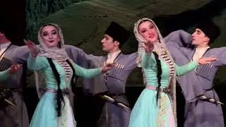 Танцы народов Дагестана!