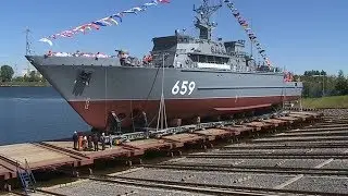 Новейший минный тральщик спустили на воду в Петербурге