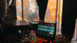 MPC X makin’ beats Sampling Early 70s Jazz!