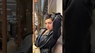 В метро 
