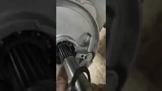VENTO MAX 200 1ч. Снятие заднего колеса и смазка(3)