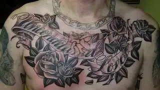 fotos de tatuajes en el pecho para hombres