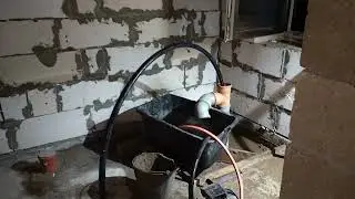 Скважина внутри дома, пробурили абиссинскую скважину вручную