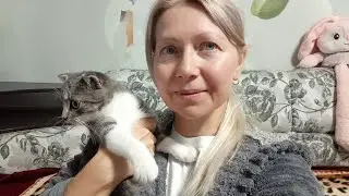 Встретили Валерия и привезли до бабуси. С желудком что-то не то😯. Немецкий язык учим каждый день
