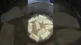 жарю  хрустящие баклажаны