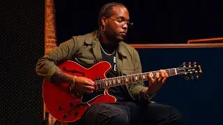 Morgan Burrs Performs with the Heritage Custom Core H-535