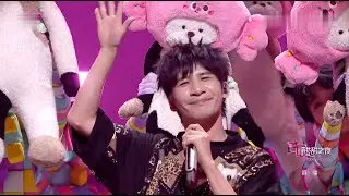 《湖南卫视酸甜之夜》大张伟演唱《变身+我是一颗跳跳糖》"Hunan TV's Sweet and Sour Night" Da Zhangwei sings