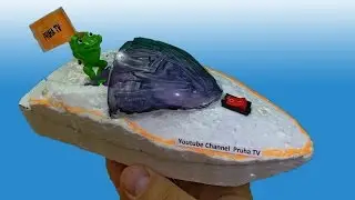 Amazing homemade boat with DC motor.