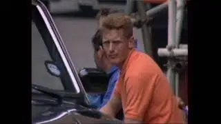 London in the 1980s | Outside Drinking | London Traffic |Hot weather | TN-SL-139-010