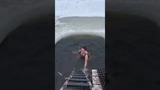 Pelin Akil'in buz göle girme deneyimi