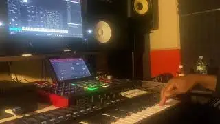 MAKING A BEAT WITH MPC AND VST PLUGINS OUTPUT ARCADE / MPC SOFTWARE /CONTROLLER MODE : 